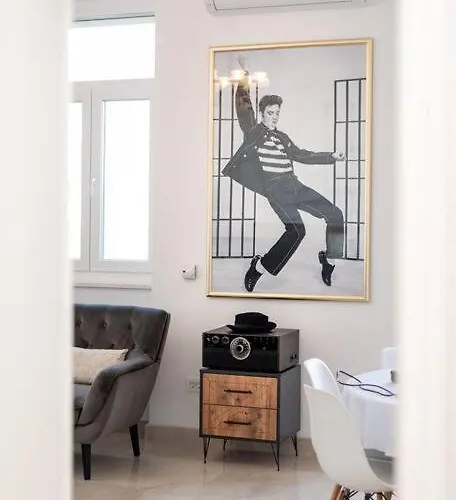 4-bedroom 1 Min From Bacvice Daire Split