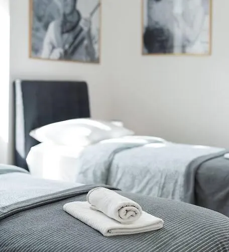 Daire 4-bedroom 1 Min From Bacvice *