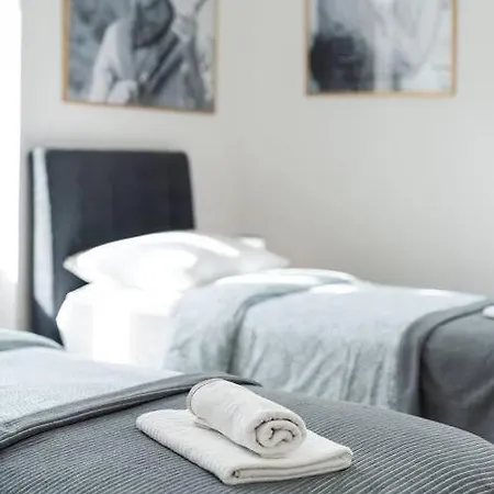 Apartamento 4-bedroom 1 Min From Bacvice *