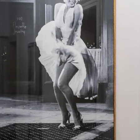 4-bedroom 1 Min From Bacvice Appartement