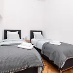 4-bedroom 1 Min From Bacvice Apartamento *
